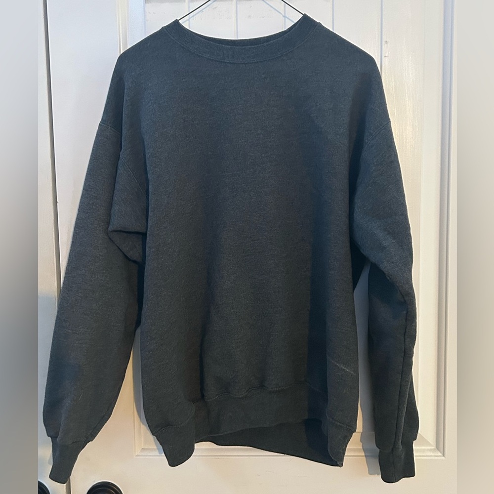 Men's Medium Grey Sweater